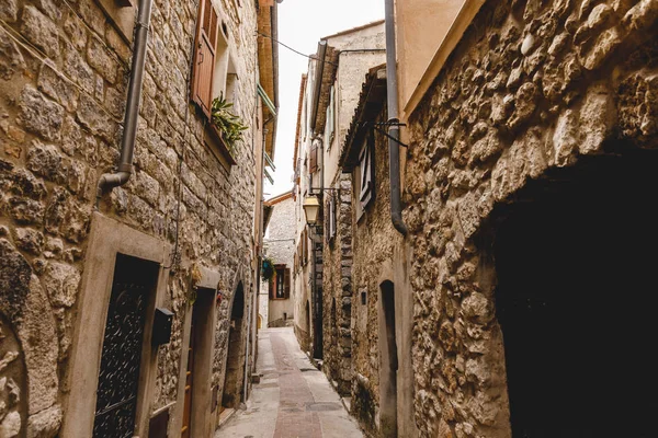 Narrow street — Stock Photo