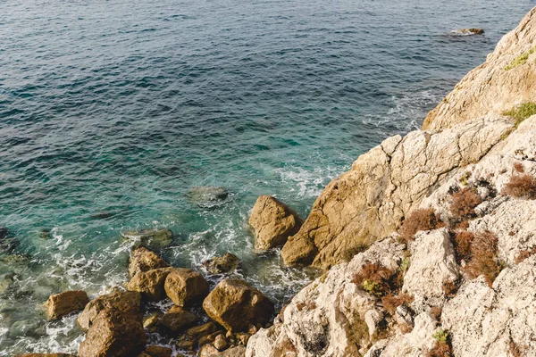 Falaise rocheuse — Photo de stock