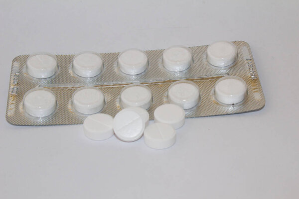 Medical medicinal tablets and pills