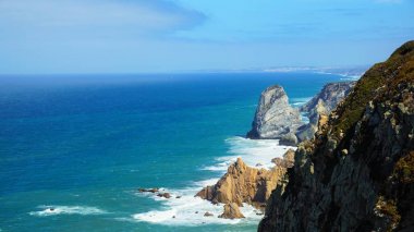 Cabo da Roca, Portekiz. Cabo da Roca anakara Avrupa'nın en batı noktasını işaretler vahşi ve engebeli bir burun olduğunu., 