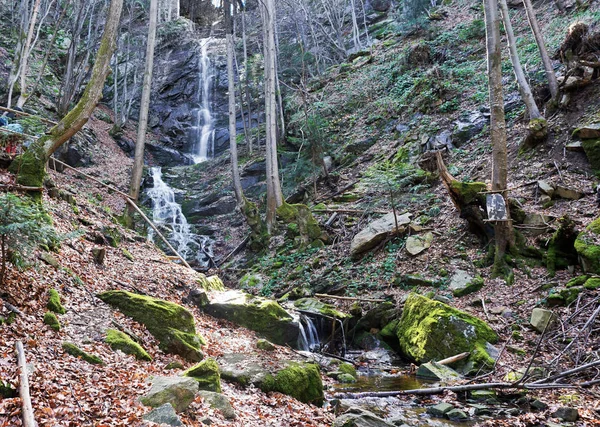 Vodopád Rilském Pohoří Bulharsko Nachází Panenských Místech Vysoká Metrů — Stock fotografie