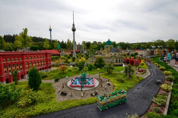 イヘンハウゼン 2015 日近くのドイツ レゴ公園 レゴランド 設定や伝説的なプラスチック製のレンガで作られた複製 — ストック写真