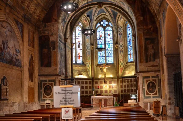 Assisi Italy 12Th August 2016 Interior Famous Basilica San Francesco — Stock Photo, Image