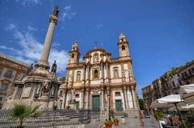 Palermo, İtalya, Sicilya 24 Ağustos 2015.Piazza San Domenico Palermo, Sicilya, İtalya