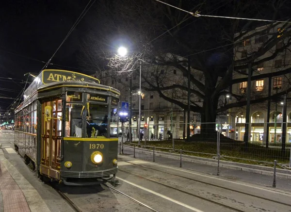 Milão Itália Lombardia Dezembro 2017 Bondes Característicos Milão Carruagens Históricas — Fotografia de Stock