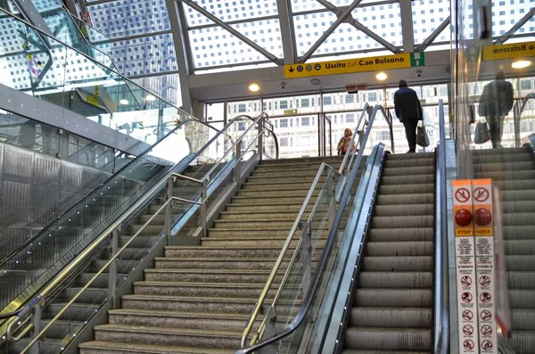 Turin Piemont Italien April 2018 Das Innere Des Modernen Bahnhofs — Stockfoto