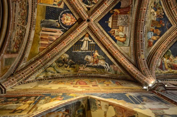 Orvieto Agosto 2015 Duomo Orvieto Caratterizzato Suo Interno Splendidi Affreschi — Foto Stock