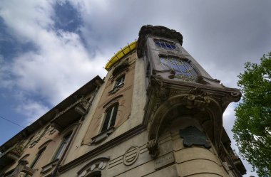 Turin, Piedmont bölgesi, İtalya. 14 Nisan 2017. Casa Fenoglio Lafleur Turin, Art Nouveau tarzında şehrin amblemi tarihi bir bina var. Bir köşe Corso Francia ve Via Principi d'Acaja arasında olduğunu.