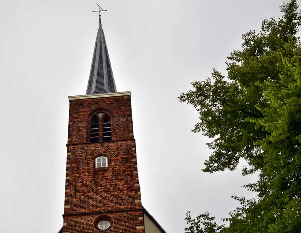 Amsterdam, Nederländerna. Augusti 2019. Detalj av klockan towe — Stockfoto