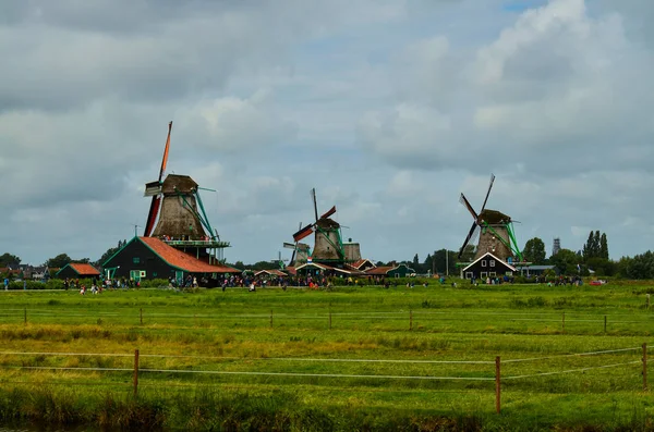 Zaanse Schans, Holland, август 2019. Северо-восток от Амстердама — стоковое фото