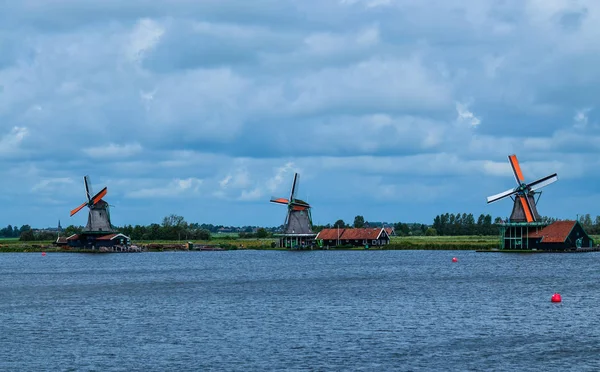 Zaanse Schans, Holandia, sierpień 2019. Północno-wschodni Amsterdam to sm — Zdjęcie stockowe