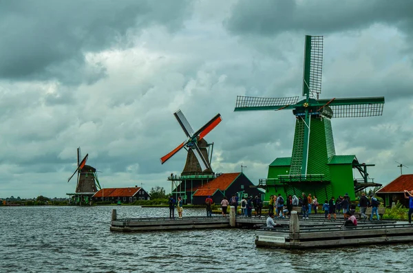 Zaanse Schans, Hollanda, Ağustos 2019. Kuzeydoğu Amsterdam bir karmaşa. — Stok fotoğraf