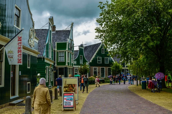 Zaanse Schans, Ολλανδία, Αύγουστος 2019. Βορειοανατολικό Άμστερνταμ είναι ένα sm — Φωτογραφία Αρχείου