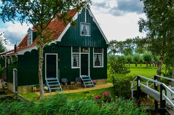 Zaanse Schans, Holland, August 2019. 阿姆斯特丹东北部是一片混乱 — 图库照片