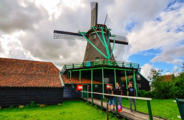 Zaanse Schans, Hollanda, Ağustos 2019. Kuzeydoğu Amsterdam bir karmaşa.