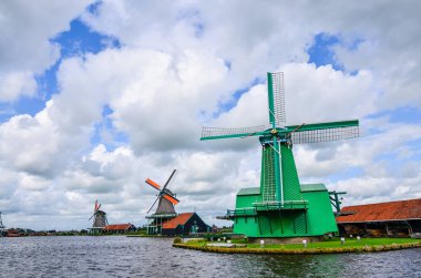 Zaanse Schans, Hollanda, Ağustos 2019. Kuzeydoğu Amsterdam bir karmaşa.