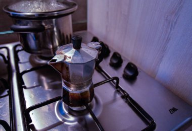 Giles, Hollanda, Ağustos 2019 'da. Bir kamp alanında güzel bir beyaz b