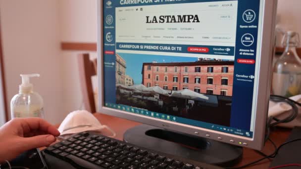 Torinóban Piemontban Olaszországban 2020 Március Kovid Járvány Összefüggésében Okos Munka — Stock videók
