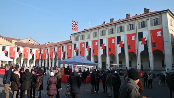 Івреа Італія Ємонт Лютий 2020 Місто Готується Помаранчевих Боїв Прапори — стокове відео