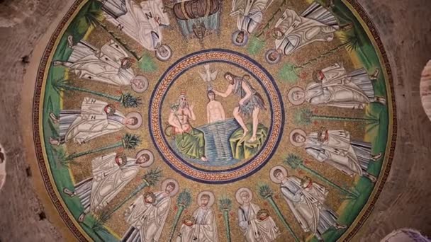 意大利拉文纳Sant Apollo Linare Nuovo大教堂早期的基督教马赛克 — 图库视频影像