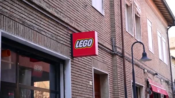 Ravenna Italien December 2019 Video Lego Shop Logotypen Solig Dag — Stockvideo