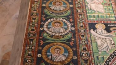 Aralık 2019, Ravenna, İtalya, San Vitale Bazilikası, video