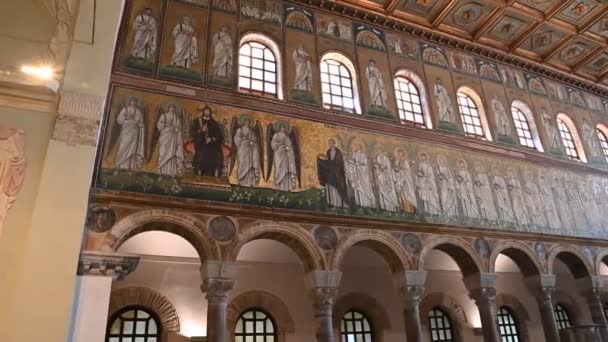 Δεκέμβριος 2019 Ραβέννα Ιταλία Βασιλική Του Sant Apollinare Nuovo Εσωτερικό — Αρχείο Βίντεο