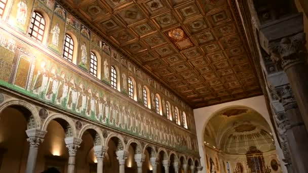 Diciembre 2019 Ravenna Italia Basílica Sant Apollinare Nuovo Interior Iglesia — Vídeo de stock