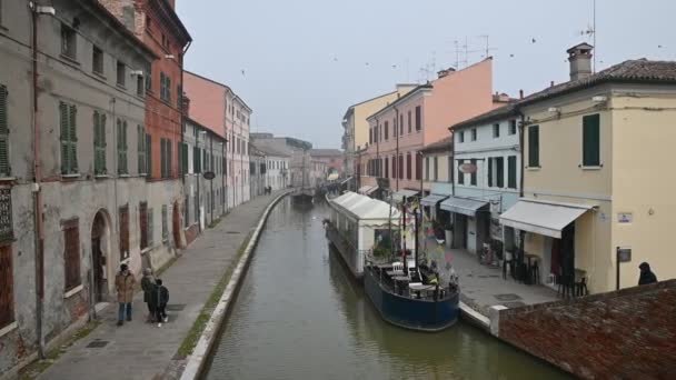Comacchio Italien Dezember 2019 Statische Aufnahmen Auf Einem Hübschen Kanal — Stockvideo