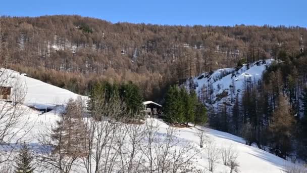 Aralık 2019 San Sicario Piedmont Talya Kışın Kayak Merkezi Teleferikler — Stok video