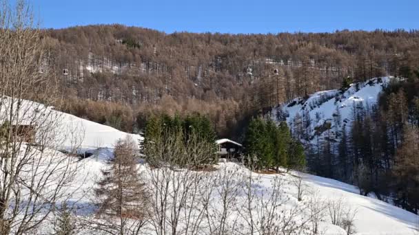 2019 December San Sicario Piedmont Olaszország Téli Sípálya Felvonók Felett — Stock videók
