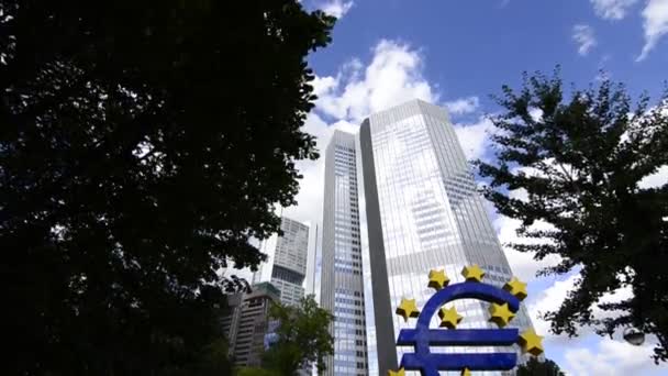 Sierpień 2019 Frankfurt Nad Menem Niemcy Wideo Budynku Euro Tower — Wideo stockowe