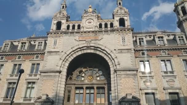 Αμβέρσα Φλάνδρα Βέλγιο Αύγουστος 2019 Θέα Στο Εξωτερικό Του Σιδηροδρομικού — Αρχείο Βίντεο