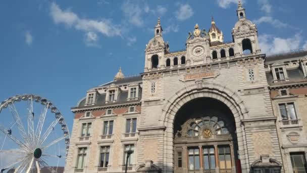 Antwerpen Vlaanderen België Augustus 2019 Uitzicht Buitenkant Van Het Treinstation — Stockvideo