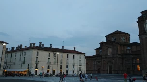Piemonte Itália Julho 2019 Piazza Della Repubblica Entrada Palácio Entre — Vídeo de Stock