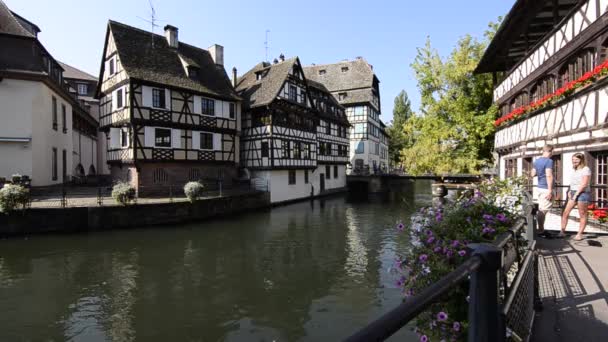 Straatsburg Frankrijk Augustus 2019 Historische Wijk Petite France Belangrijkste Toeristische — Stockvideo