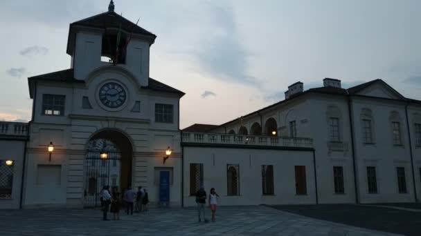 Venaria Reale Італія Липень 2019 Piazza Della Repubblica Вхід Палацу — стокове відео