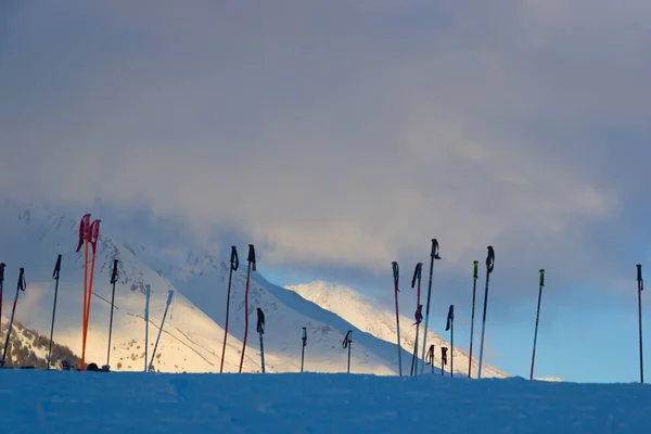 意大利 Legno, 滑雪竿 — 图库照片