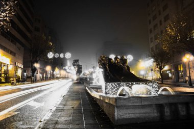 Anıt street, Vigo, Galiçya, İspanya Grand ile çalışmak
