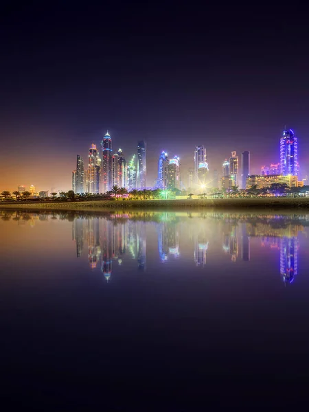 Dubai marina bay, uae — стокове фото