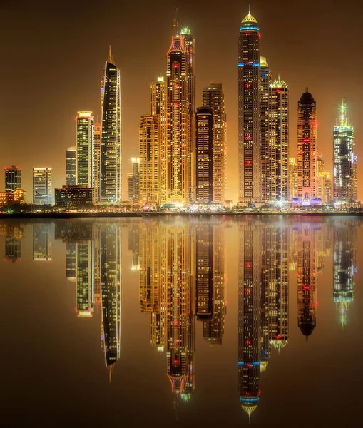 Dubai marina baai, uae — Stockfoto