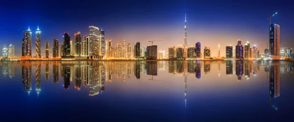 Bahía de negocios de Dubai, Emiratos Árabes Unidos — Foto de Stock