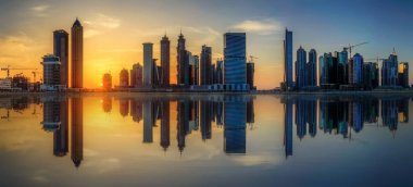 İş Dubai Körfezi, Birleşik Arap Emirlikleri