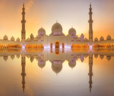 Şeyh Zayed Büyük Cami