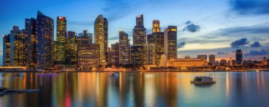 Singapur manzarası ve marina Bay görünümü