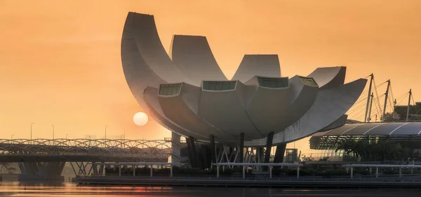 Singapur manzarası ve marina Bay görünümü — Stok fotoğraf