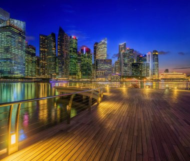 Singapur manzarası ve marina Bay görünümü