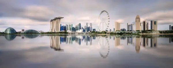 シンガポールのスカイラインやマリーナ湾の景色 — ストック写真