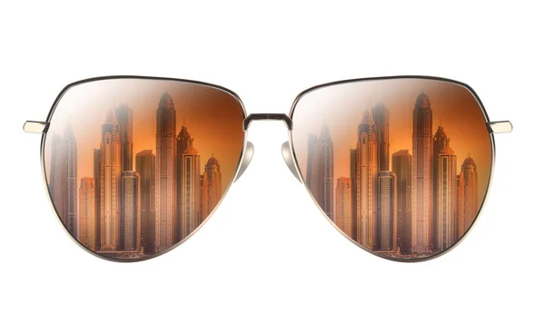 Gafas de sol con reflejo de Dubai Marina Bay —  Fotos de Stock