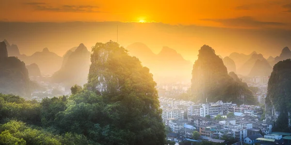 Li River och Karst bergen Guilin, Yangshuo — Stockfoto